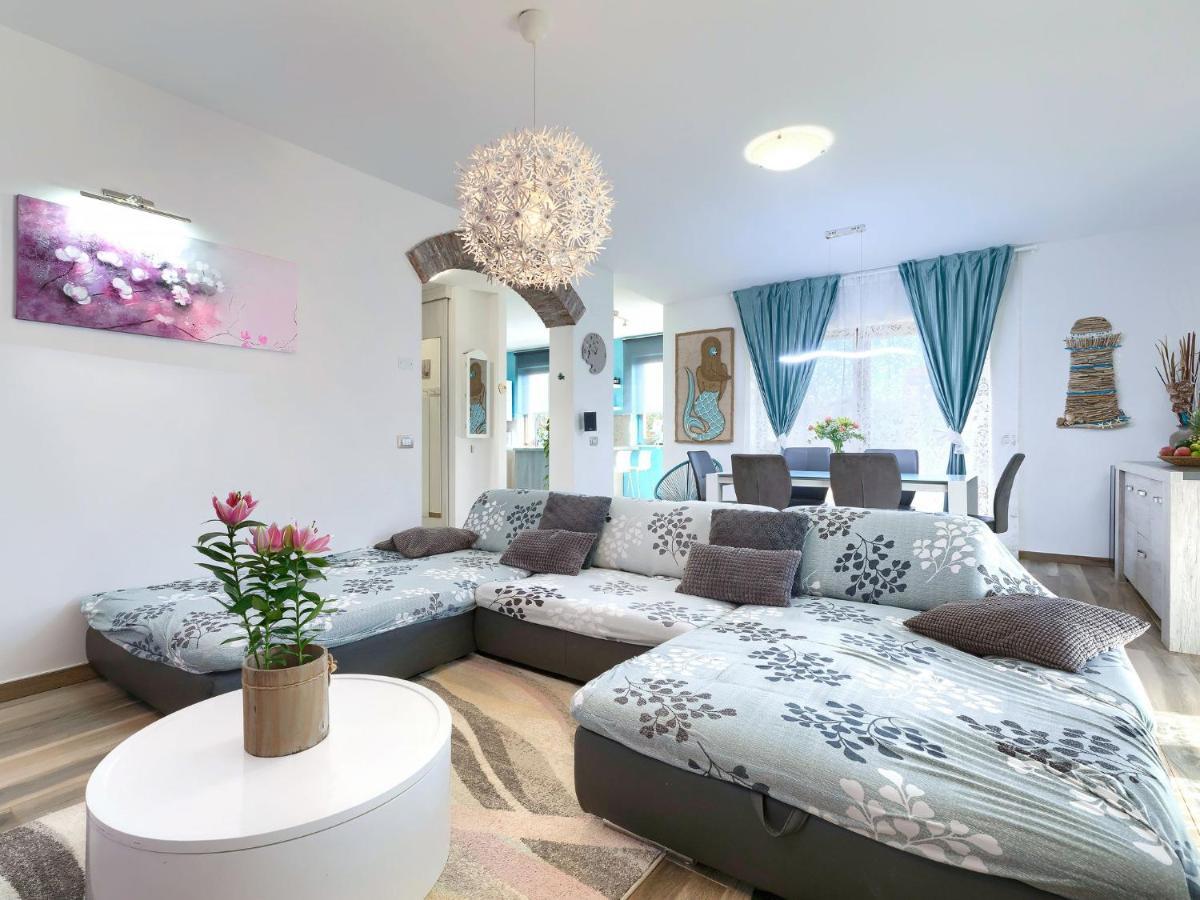 Holiday Home Villa Amaii By Interhome Karigador Zewnętrze zdjęcie